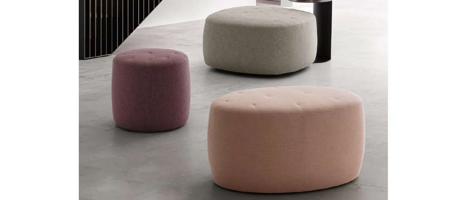 Pouf Bowl, Circus e Wilson in tessuto di Le Comfort