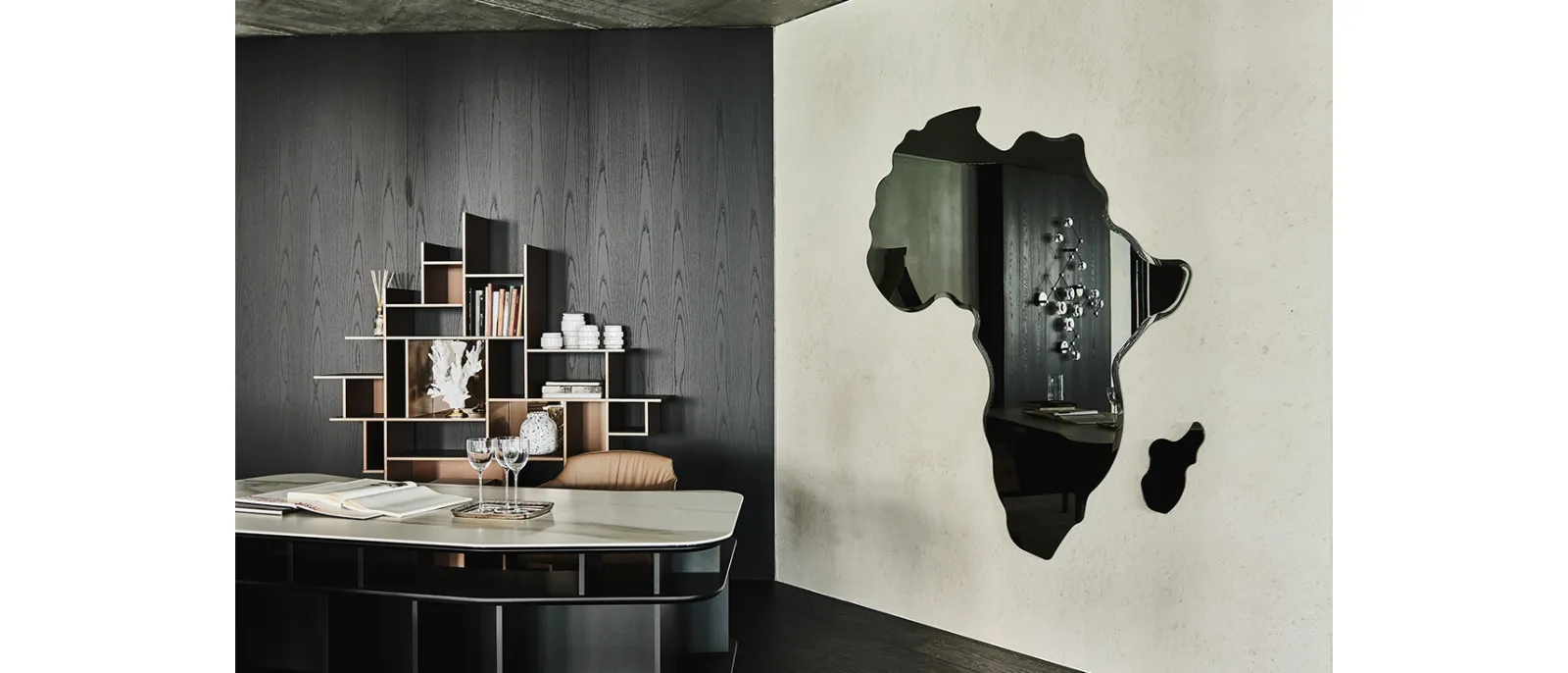 Specchio sagomato Africa Magnum di Cattelan Italia