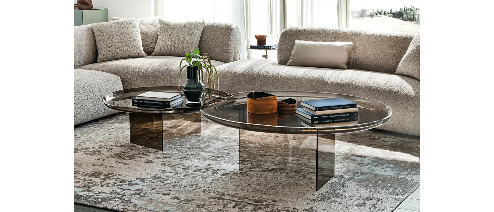 Tavolino Standard realizzato in vetro di Cattelan Italia