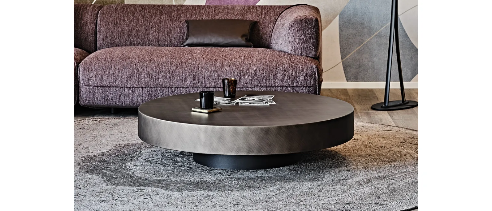 Tavolino rotondo con top in legno verniciato Brushed Grey Arena di Cattelan Italia