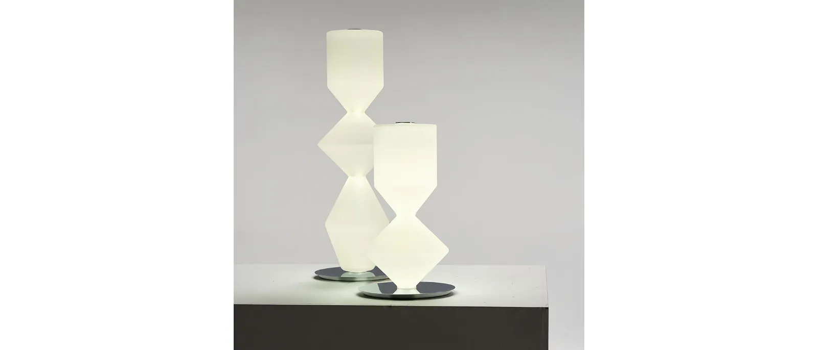 Lampada da tavolo Costantina Opal di Mogg