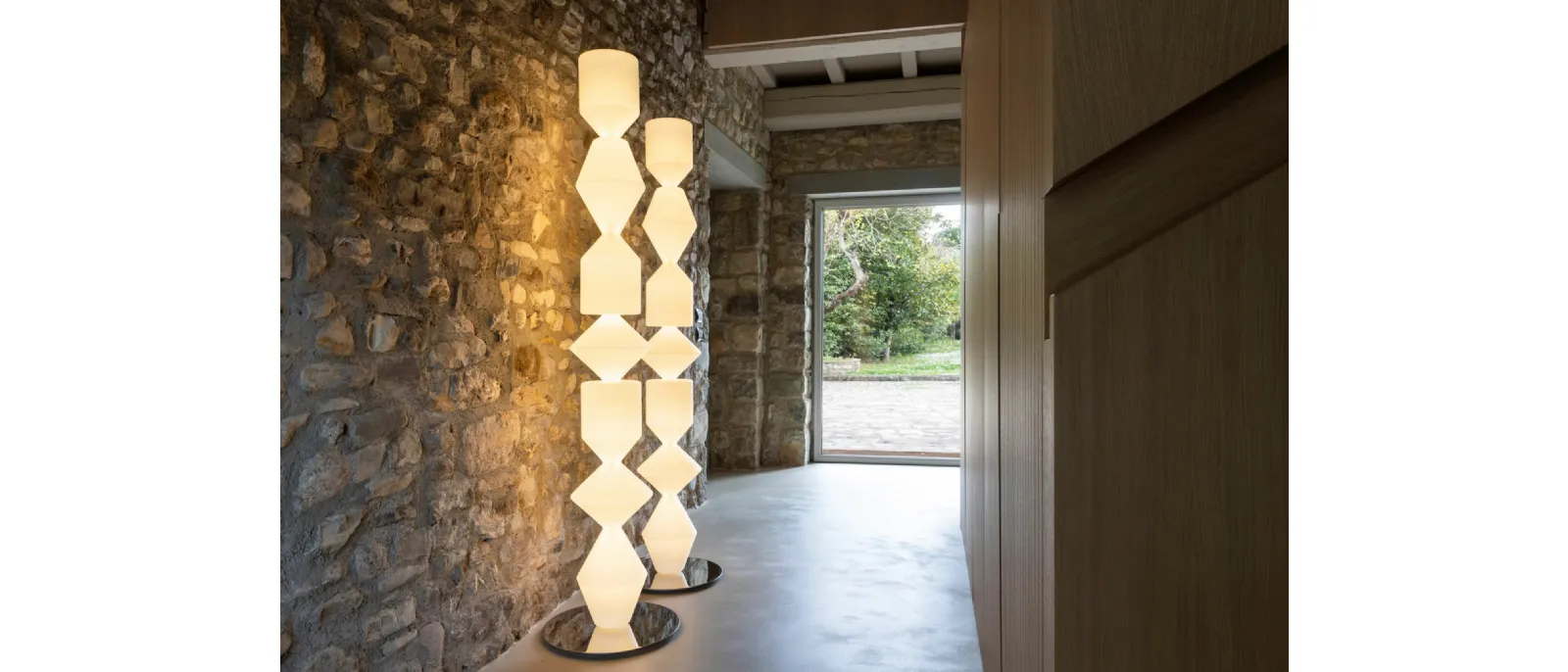 Lampada da terra Costantina Opal di Mogg