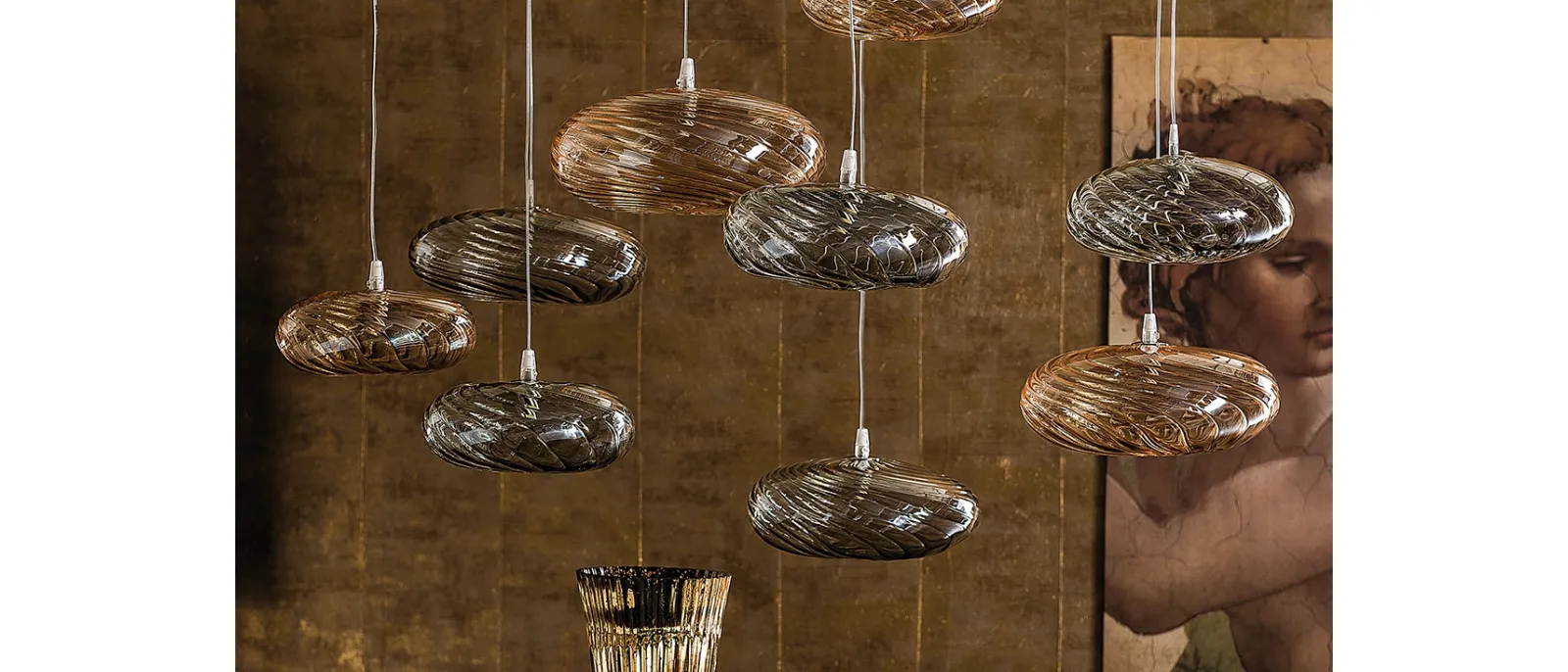 Lampada a sospensione con paralume in vetro borosilicato arancio o fumé Lim Z di Cattelan Italia