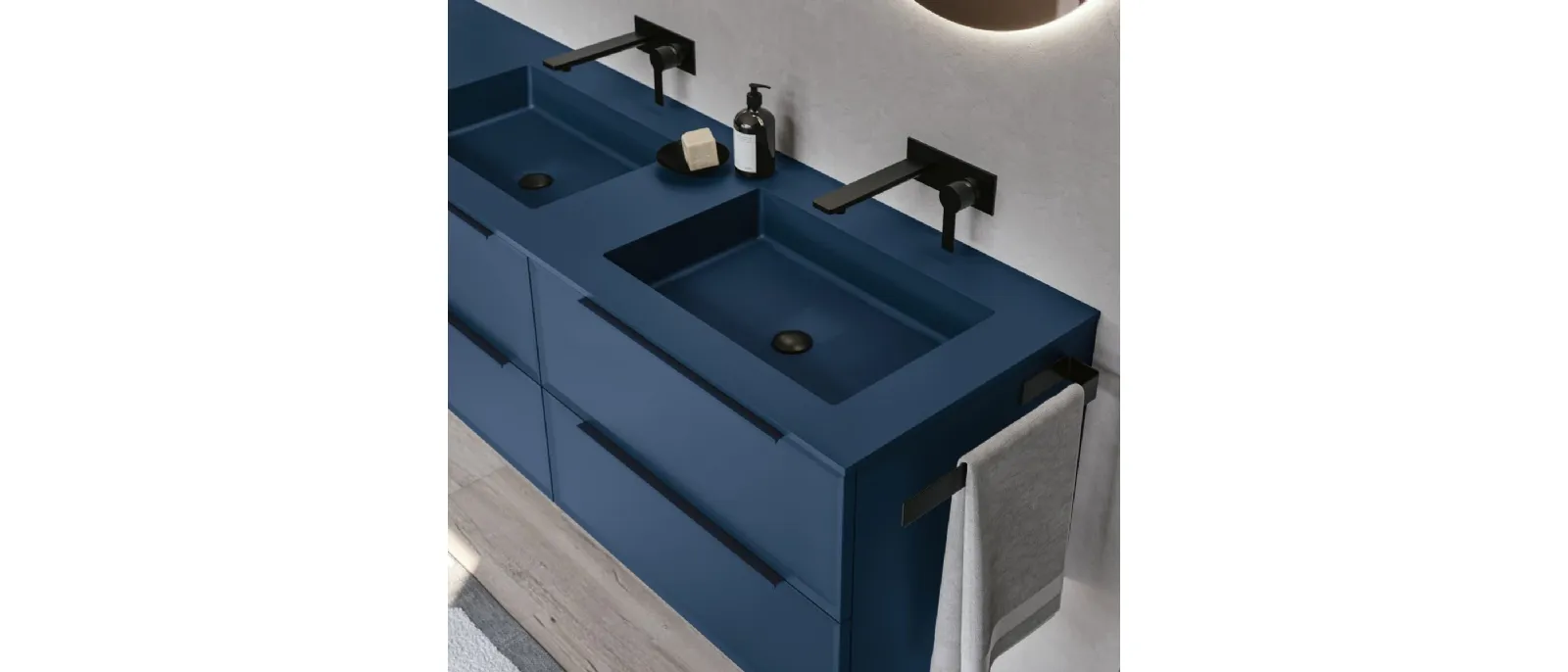 Mobile da Bagno sospeso Panorama 10 di RCR