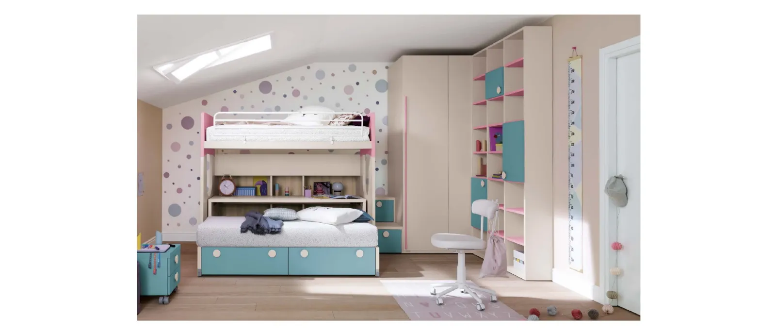 Cameretta in melaminico e laccato azzurro e rosa Alpha Letto a Castello B030 di Doimo Cityline