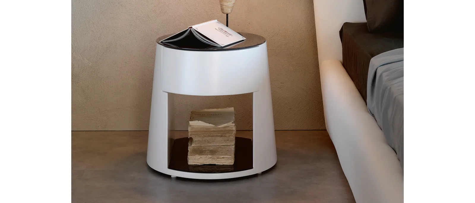 Comodino Nigel di Cattelan Italia