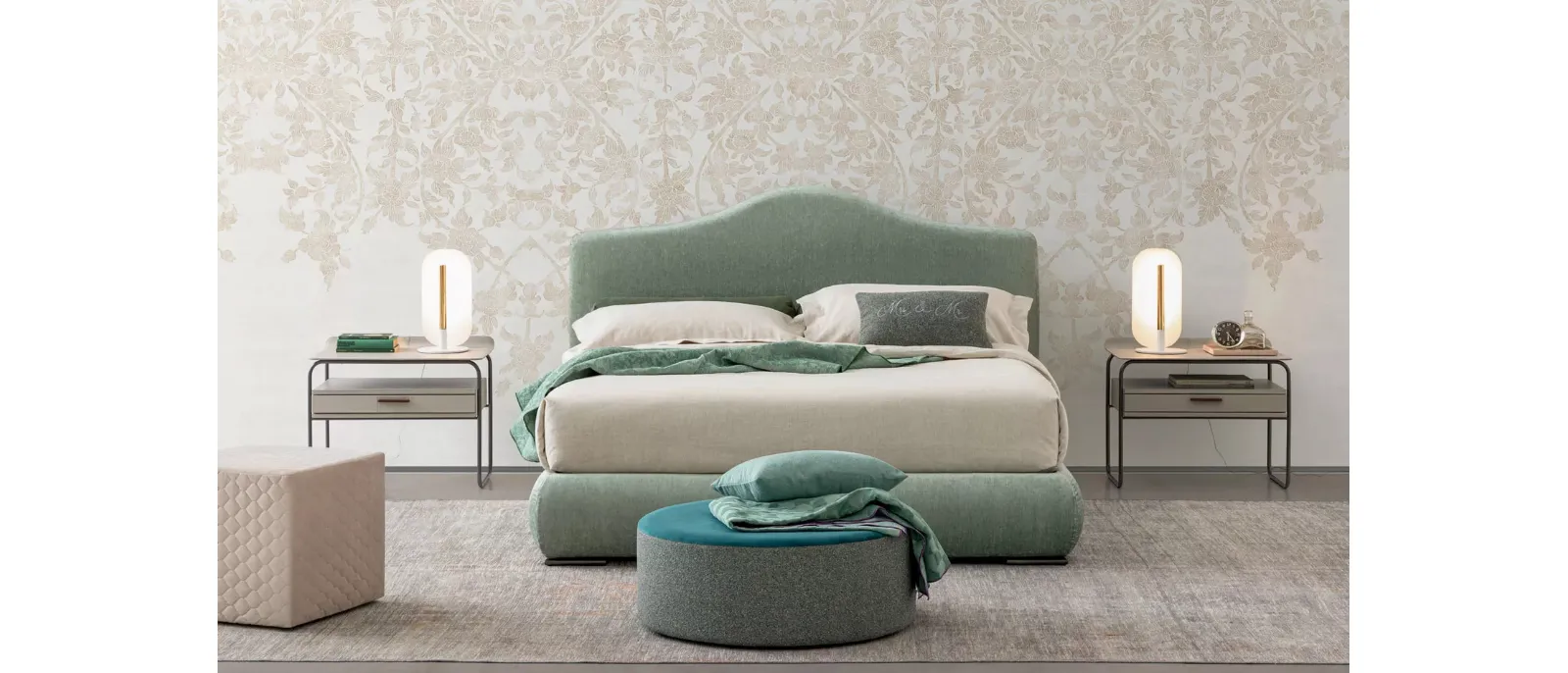 Letto in tessuto imbottito Luxury di Oggioni