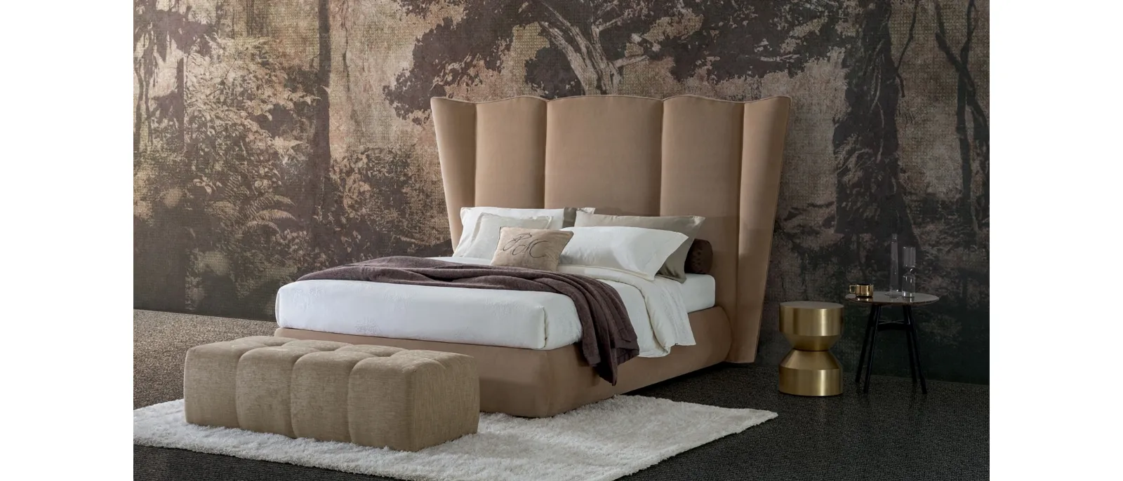 Letto in tessuto Opera Sipario con box contenitore di Oggioni