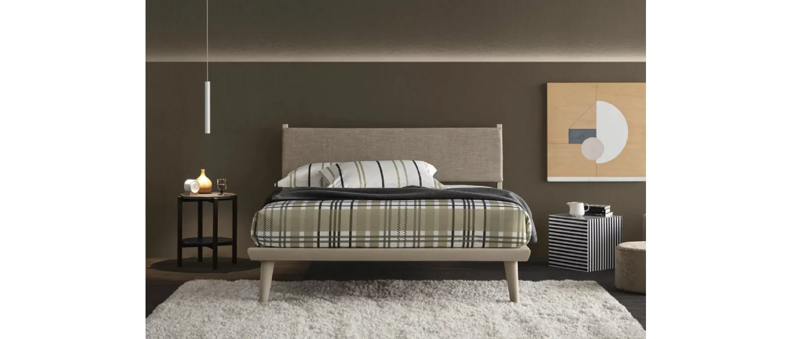 Letto con testiera Orimento di Oggioni