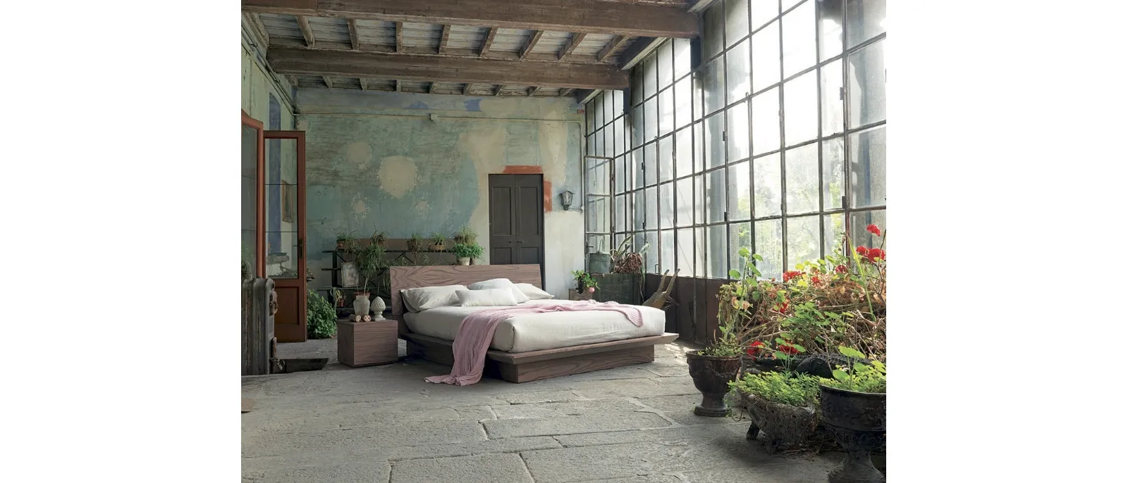 Letto in legno Quarantacinque con box contenitore di Fimar