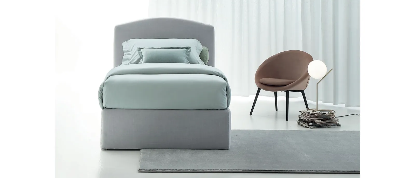 Letto singolo con contenitore Face di Oggioni