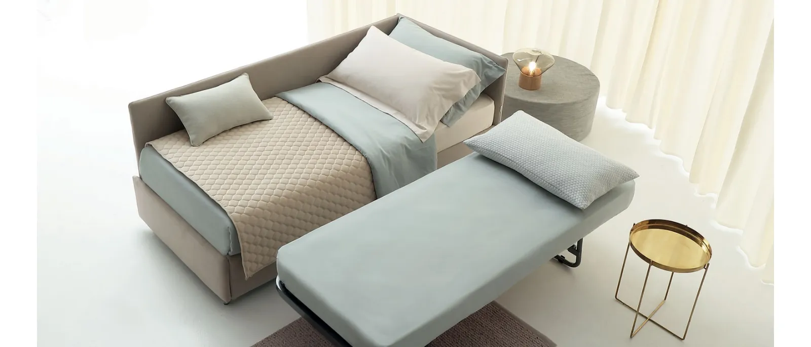 Daybed singolo in tessuto con letto estraibile Golf 417 di Oggioni