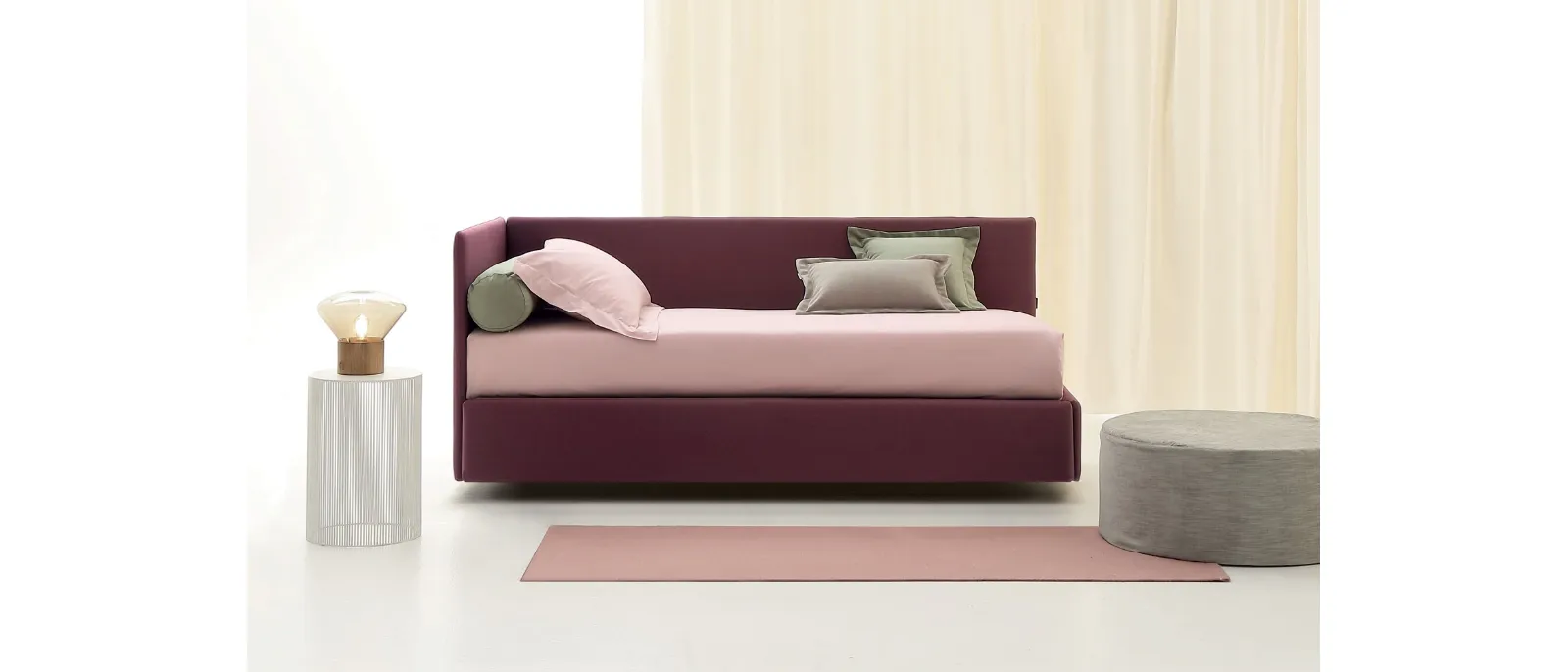 Daybed Golf 719 in tessuto trasformabile con meccanica a pettine di Oggioni