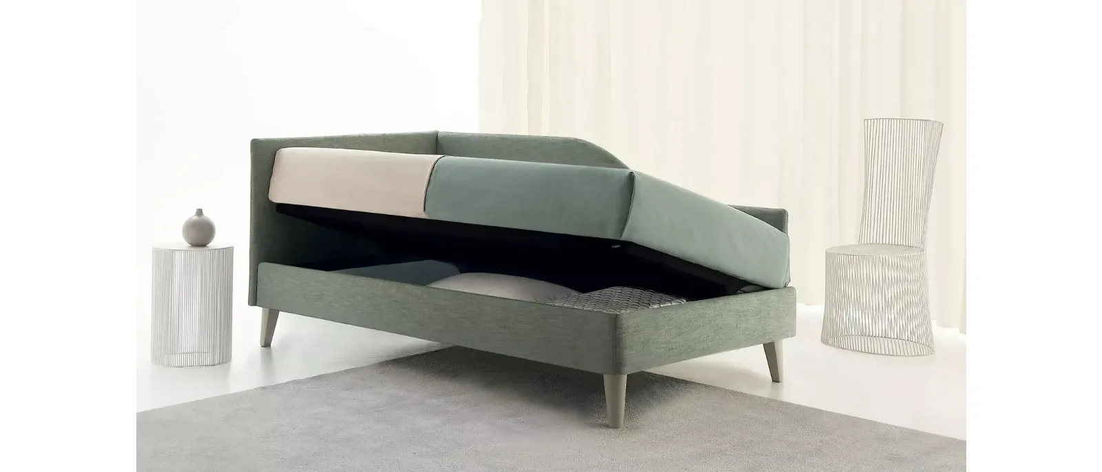 Daybed singolo con contenitore Golf 131 di Oggioni