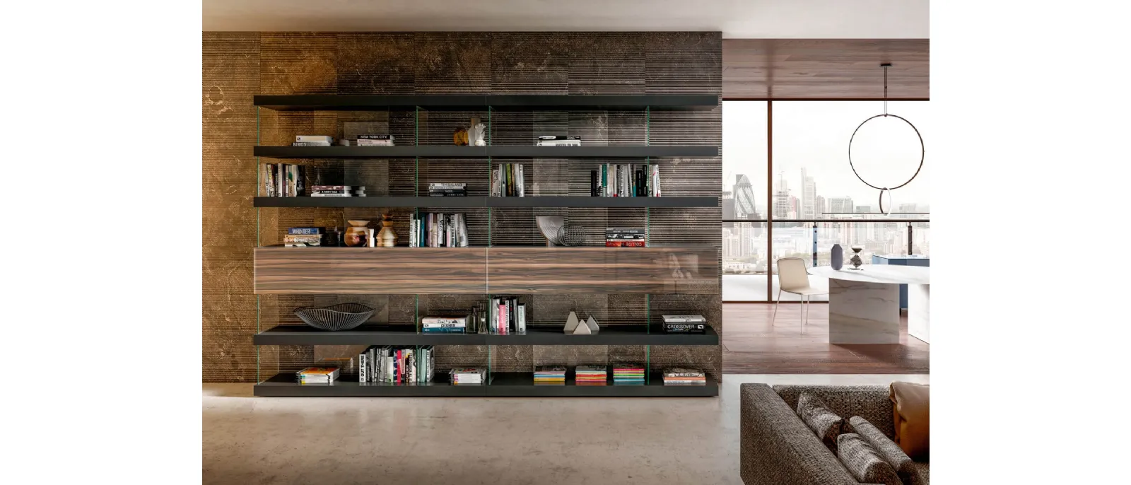 Libreria a parete Air in laccato opaco e vetro effetto marmo di Lago
