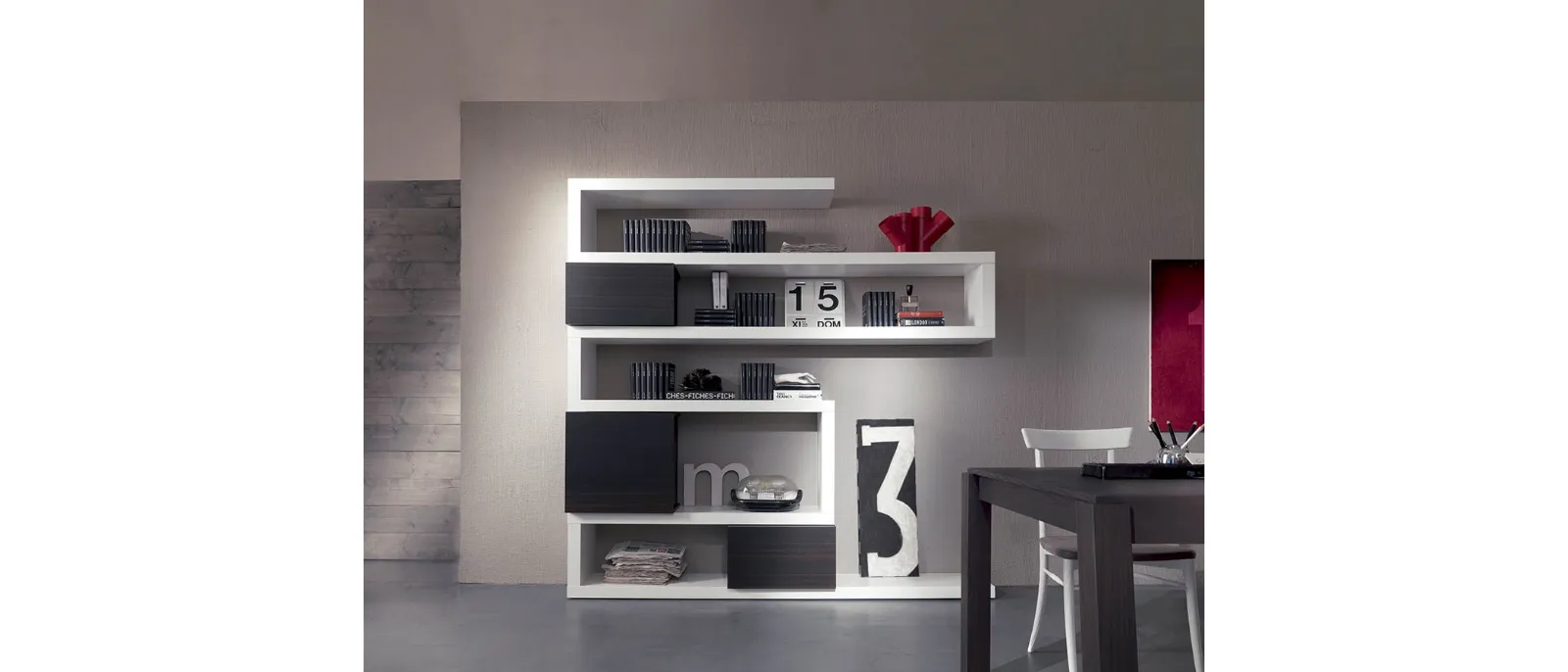 Libreria Side 19 in laccato inverno con contenitori in quercia brown di Fimar