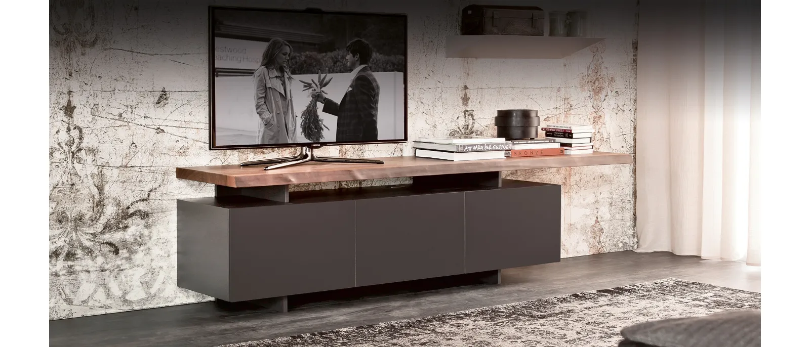 Mobile Porta TV in legno verniciato Seneca di Cattelan Italia