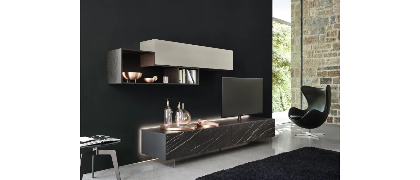 Mobile Porta Tv Vesa su Cabaret di Sangiacomo