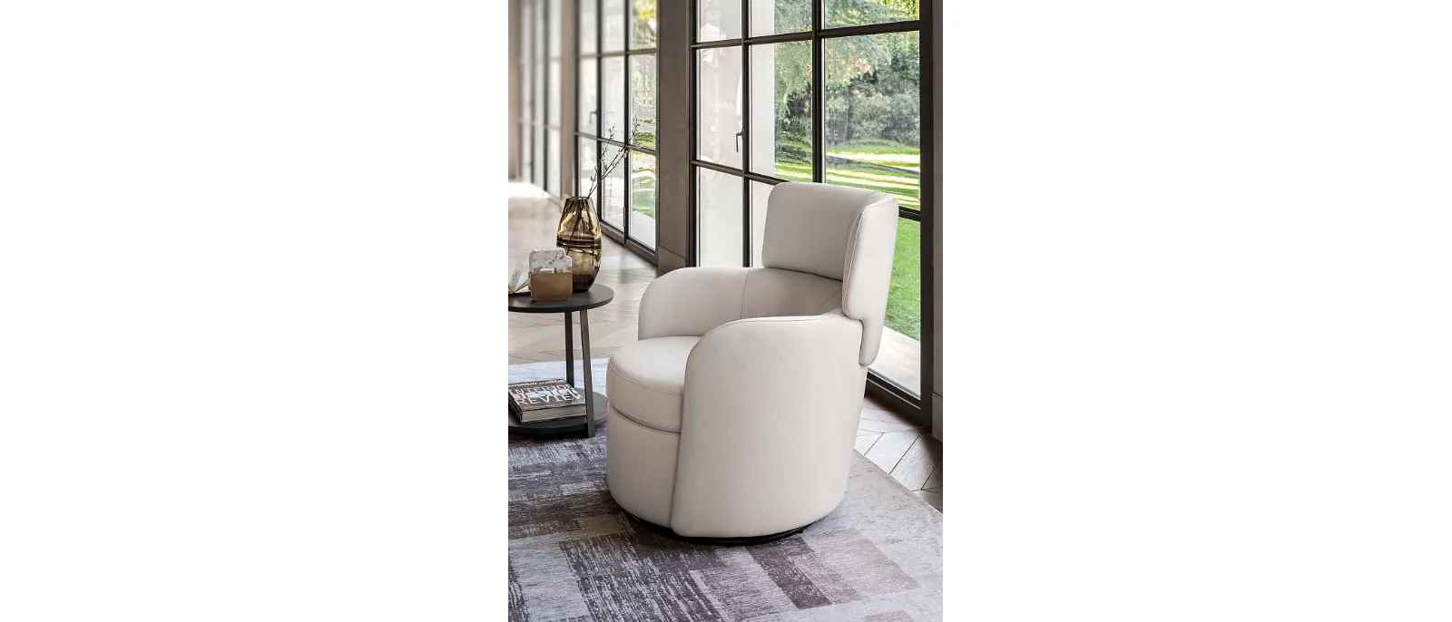 Poltroncina in pelle Claire Swivel di Ditre Italia
