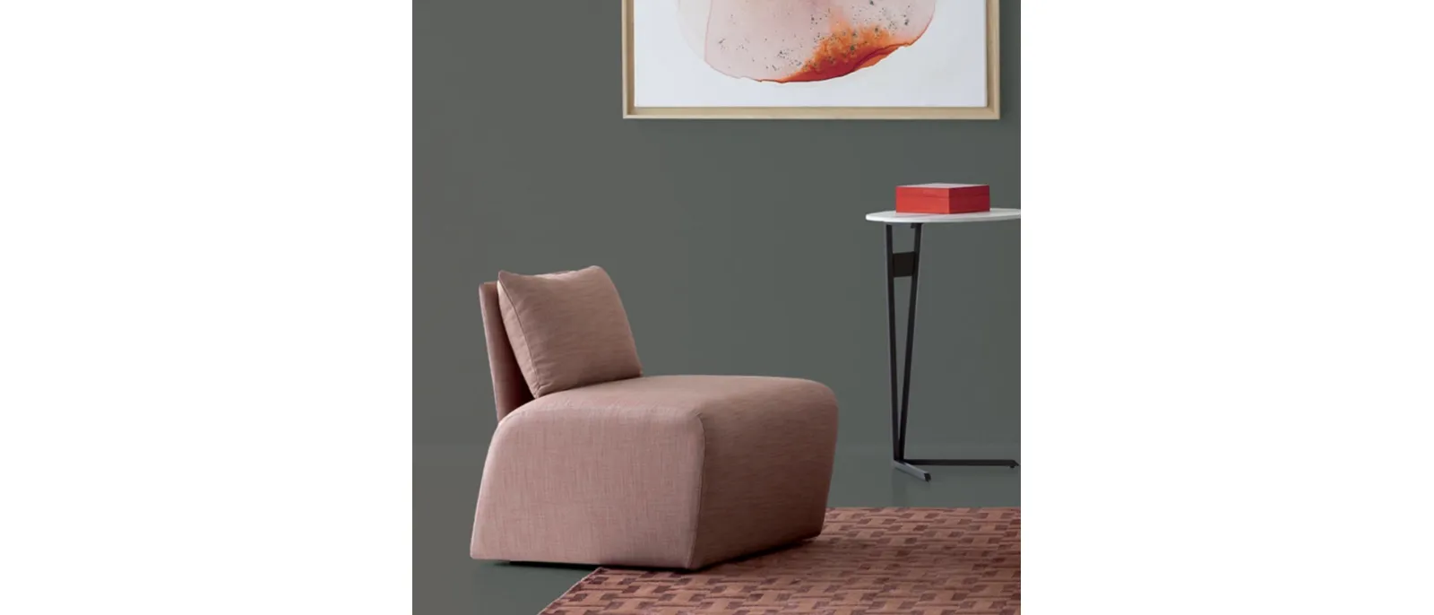 Poltroncina in tessuto imbottito Lady B di Oggioni