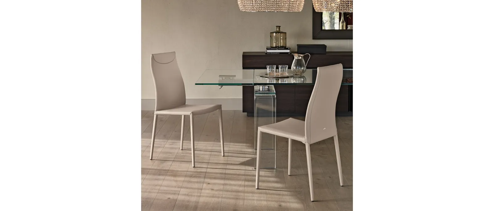 Sedia rivestita in ecopelle Maya Flex di Cattelan Italia