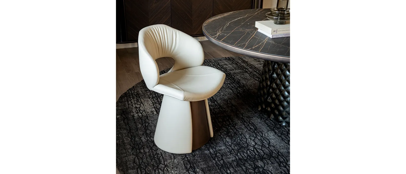 Sedia Dafne in pelle di Cattelan Italia