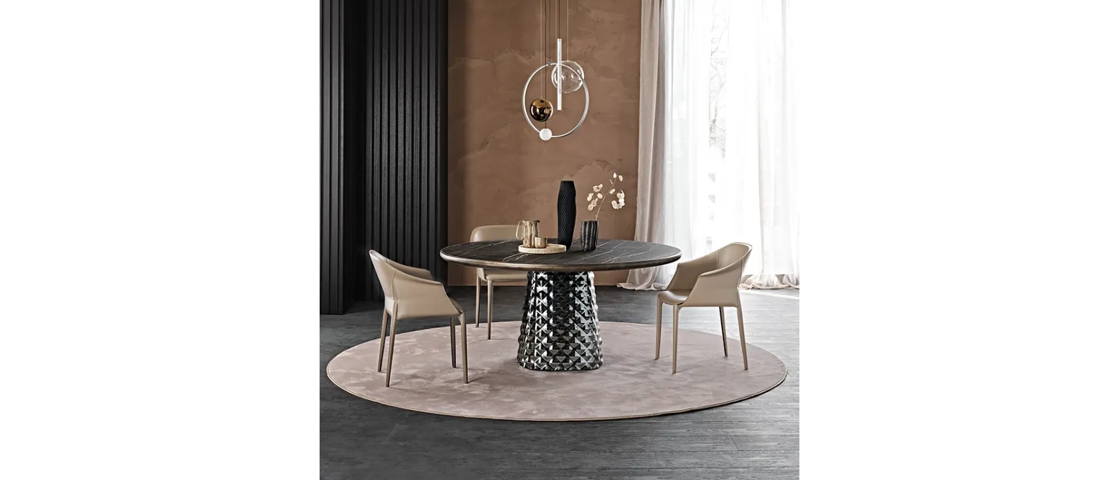 Tavolo con base in cristallo specchiato e piano in ceramica Atrium Keramik Premium Round di Cattelan Italia