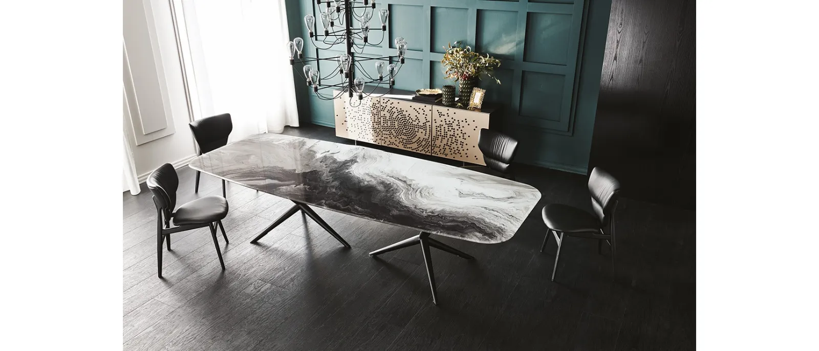 Tavolo Atlantis Crystalart di Cattelan Italia