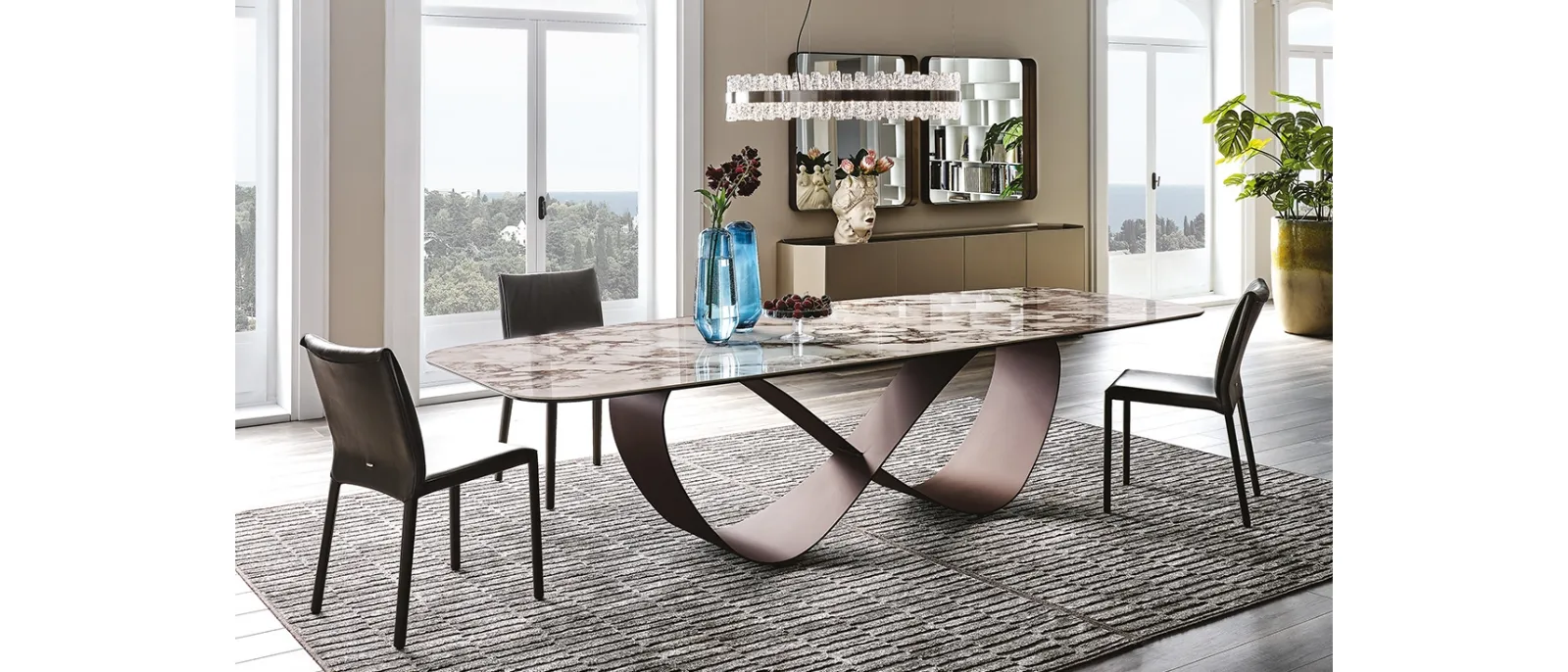 Tavolo con piano in ceramica effetto marmo Butterfly Keramik di Cattelan Italia