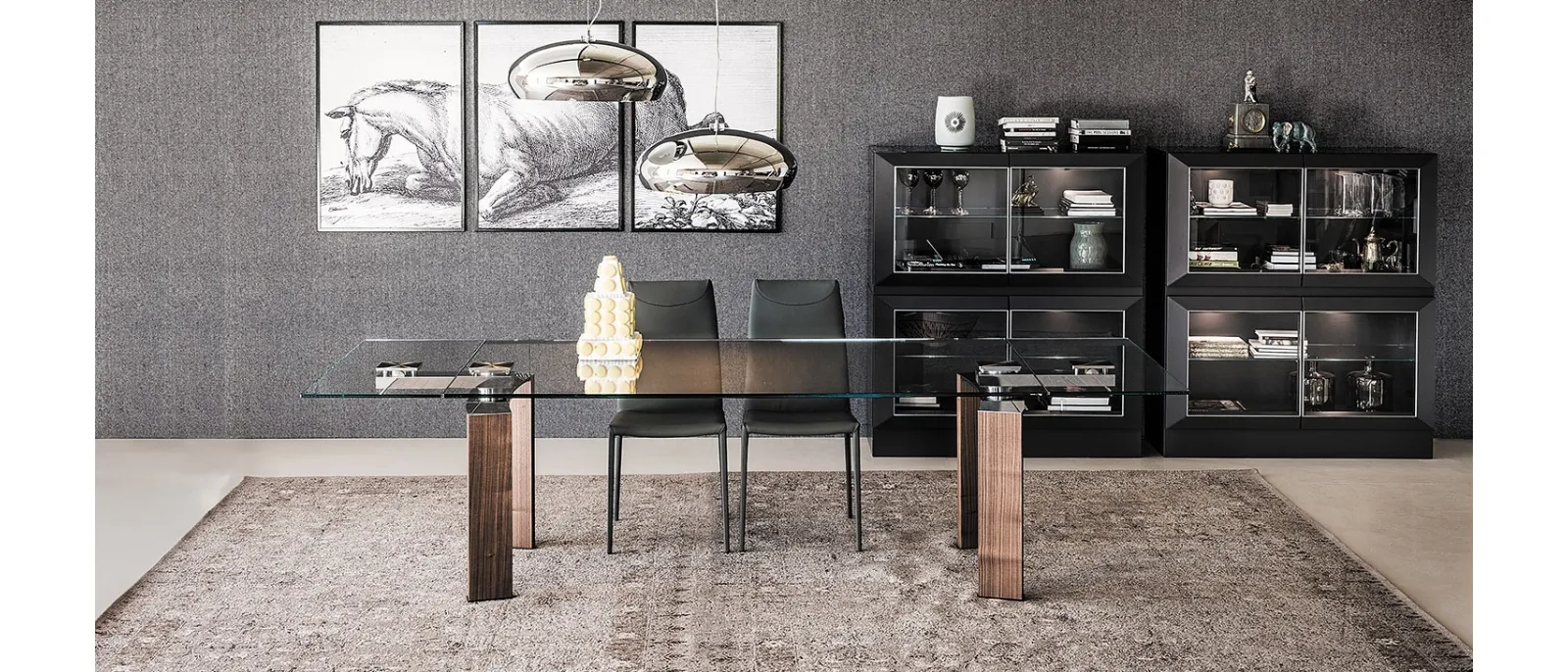 Tavolo allungabile in vetro con gambe in legno di noce Daytona di Cattelan Italia