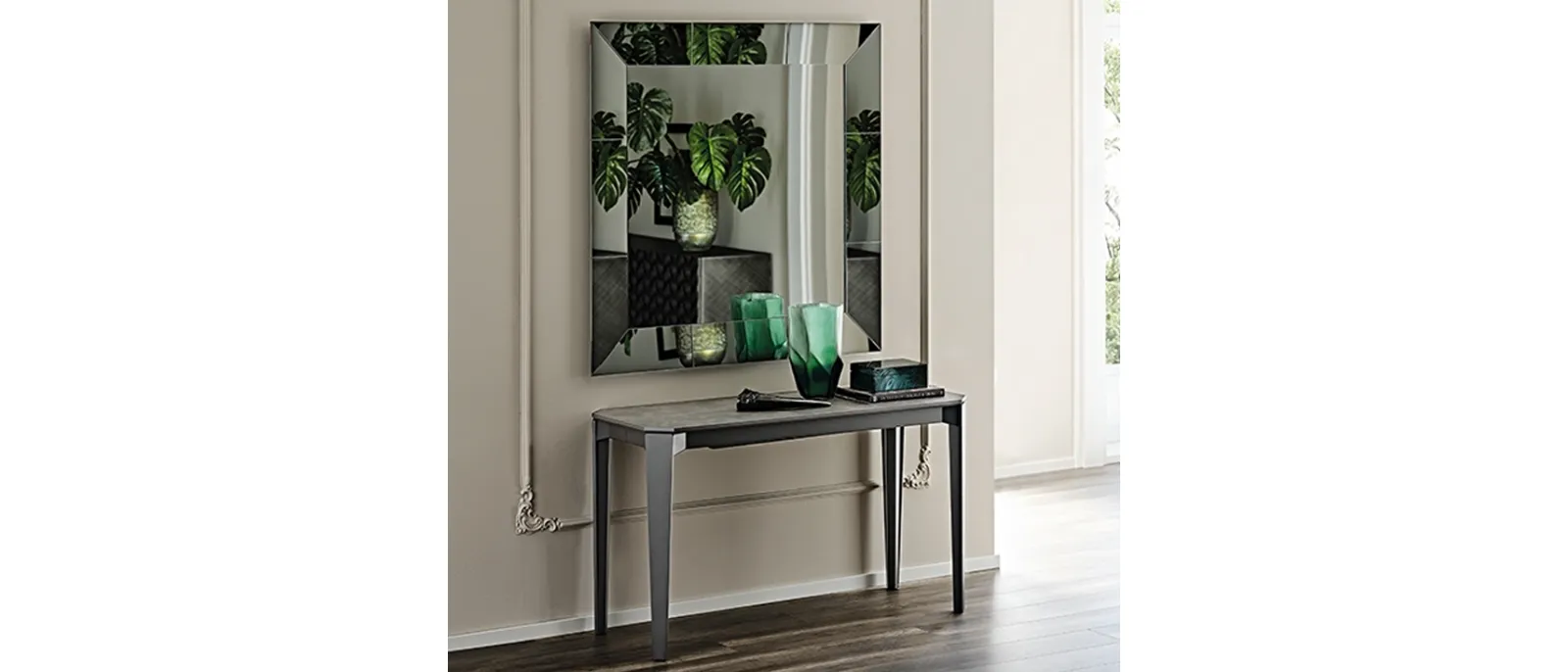 Consolle allungabile con piano in laminato e base in acciaio Nemo di Cattelan Italia