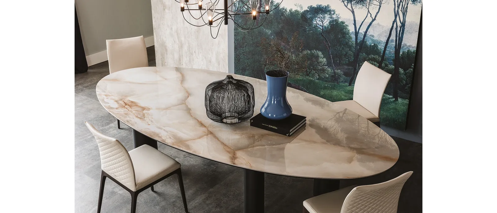 Tavolo con gambe in acciaio verniciato titanio e piano ovale in ceramica Roll Keramik di Cattelan Italia
