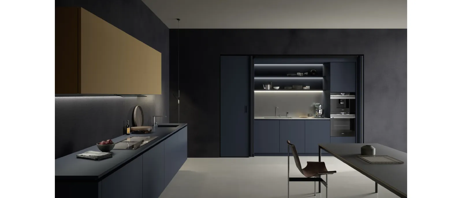 Cucina Moderna M2 Goccia in Fenix Blu e laccato Calce Zenzero di Meson's Cucine