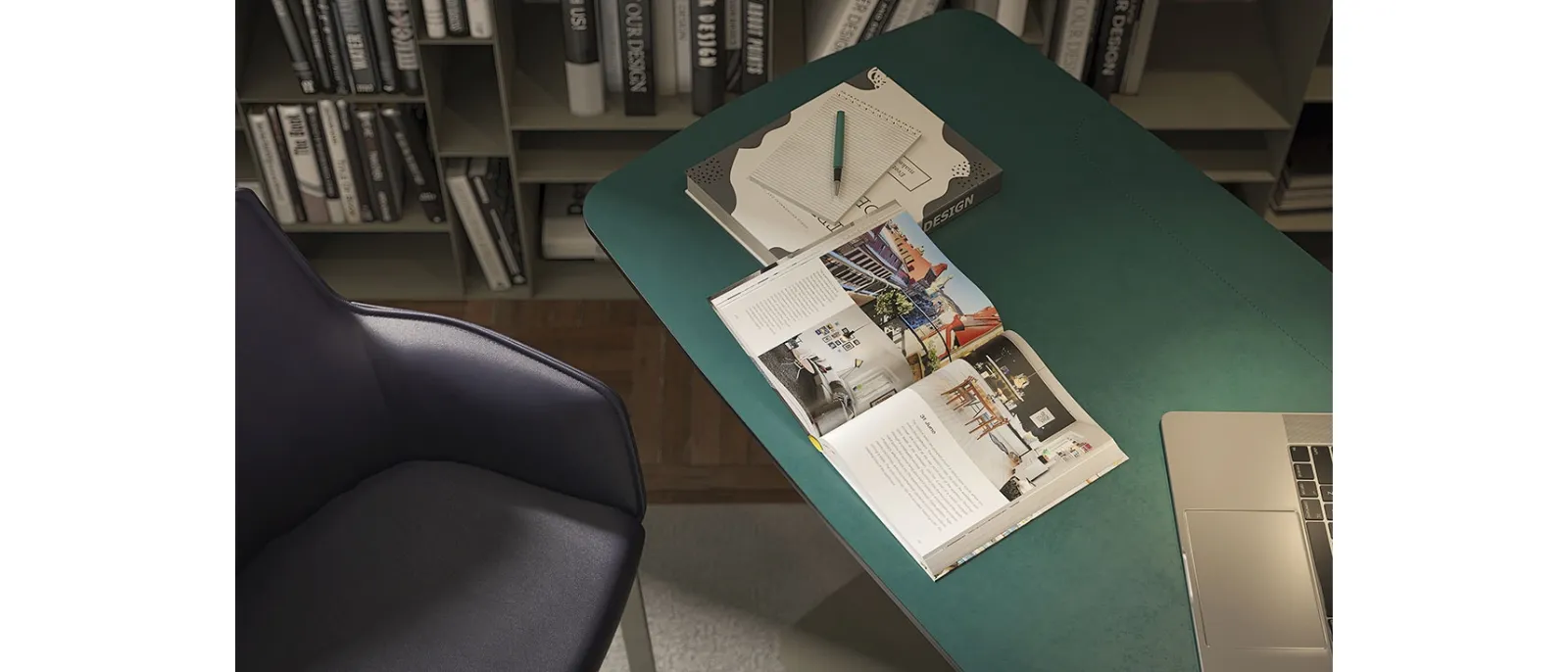 Scrivania Operativa in pelle e metallo Runner Leather di Cattelan Italia